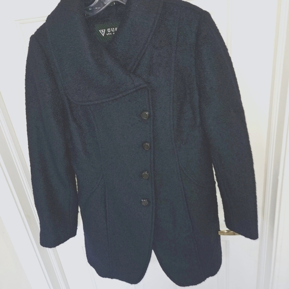 Navy Guess coat with pleats in the back - Picture 1 of 3